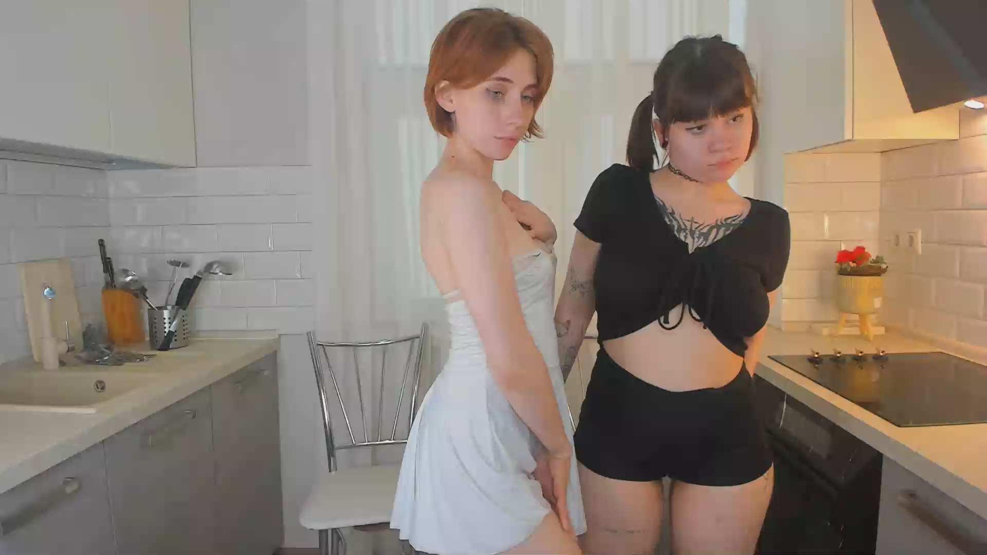 AfraBeese live cam model at Cam4