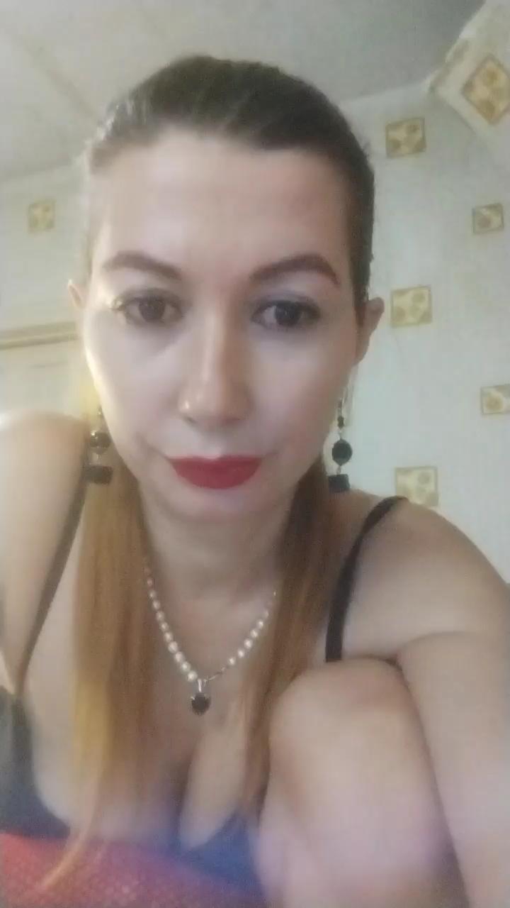 Watch  Alisagood live on Cam4