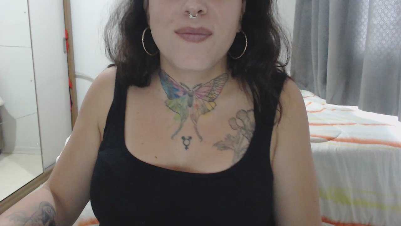 Aysha_Brasil live cam model at Cam4