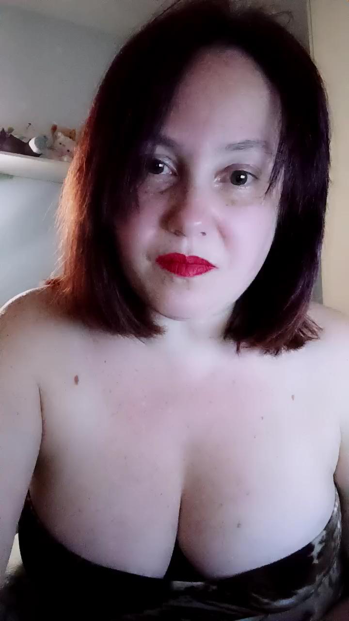 BBcrazy1 Live Webcam on Cam4