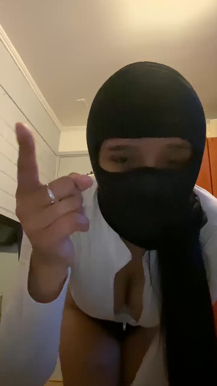 Bebaafranchii live cam model at Cam4
