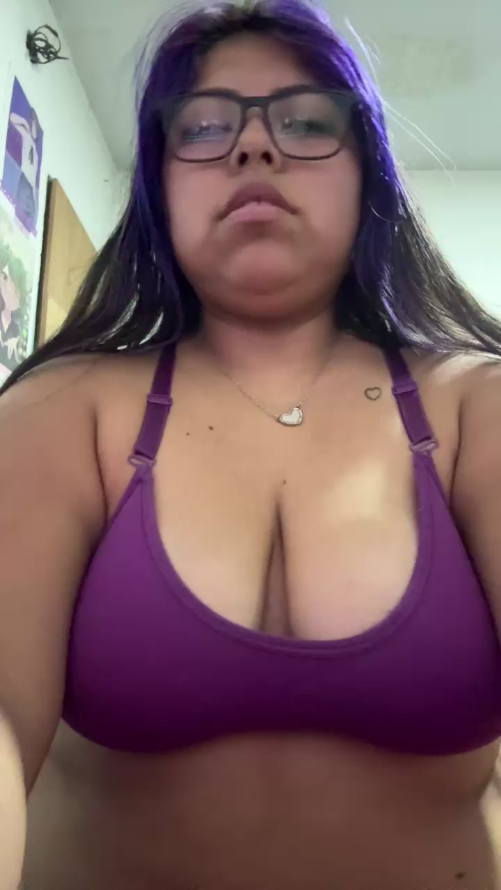 BoobGoddess1 live cam model at Cam4