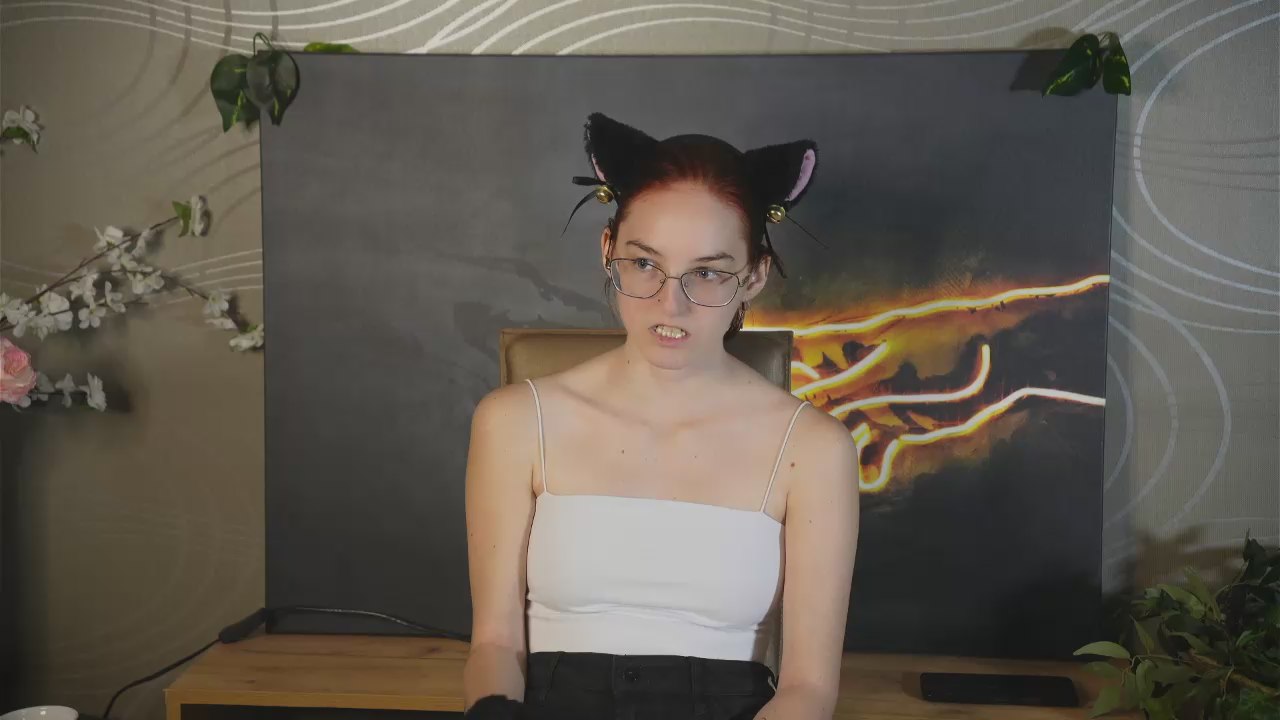 Watch BrandiTolden live on cam on Cam4