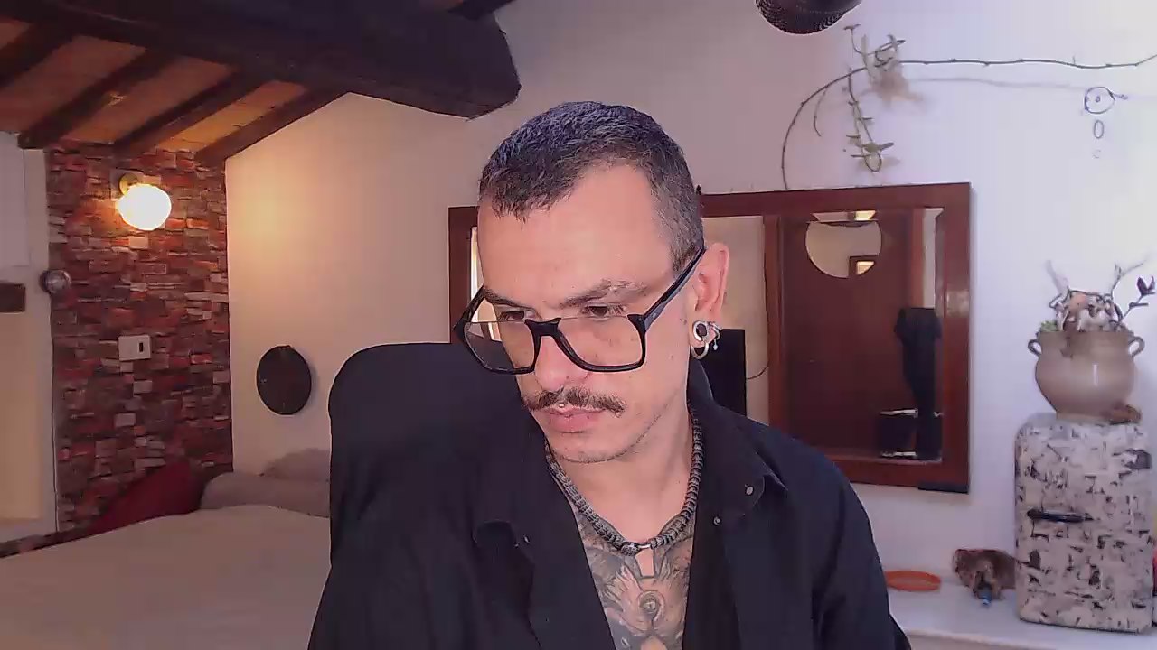 Cek_186 live cam model at Cam4