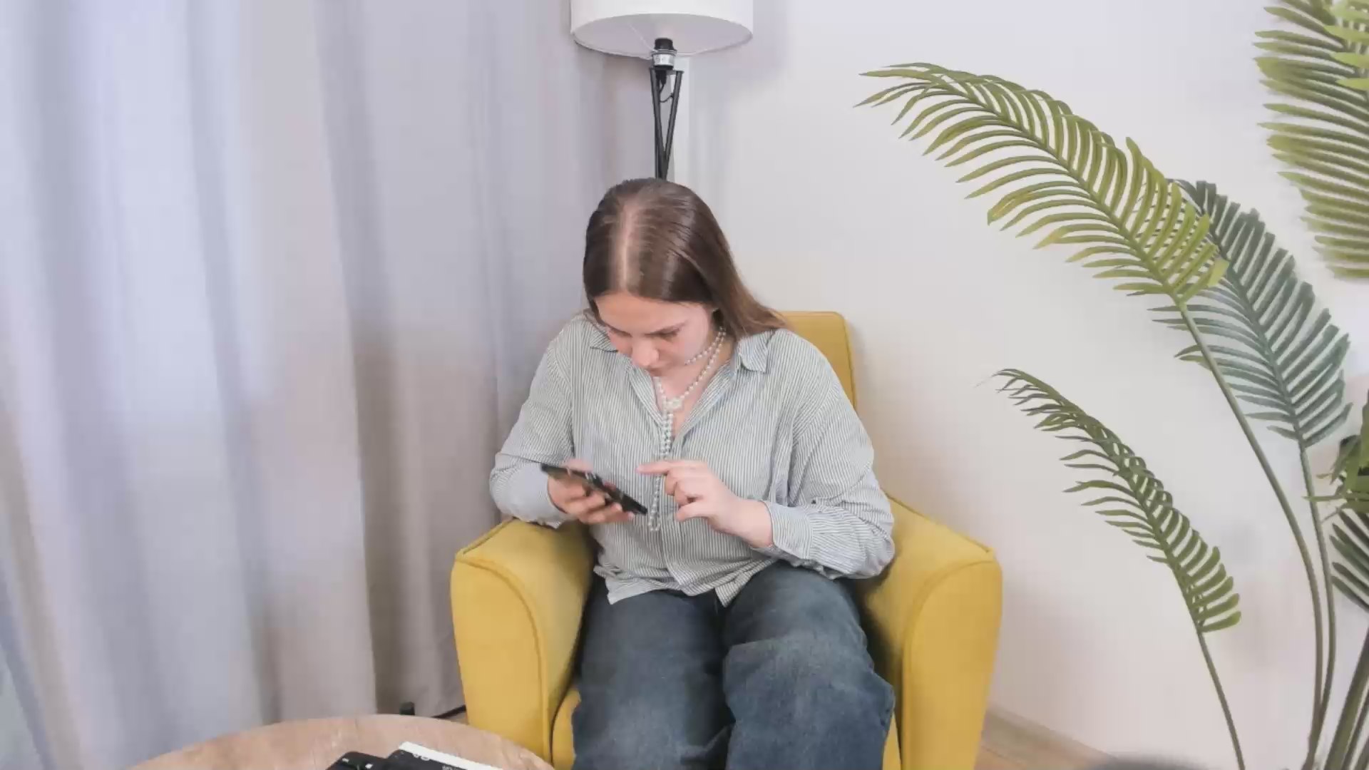  CharmainMccombs chat room