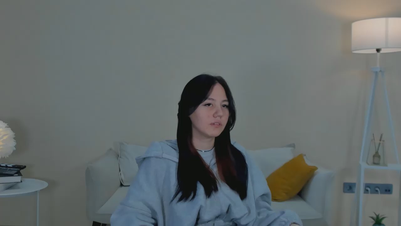  CristinaFlippo chat room