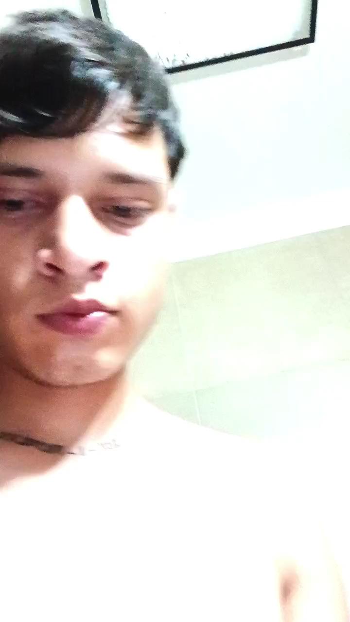 Sex chat gratuit in direct cu DaniConejito pe Cam4