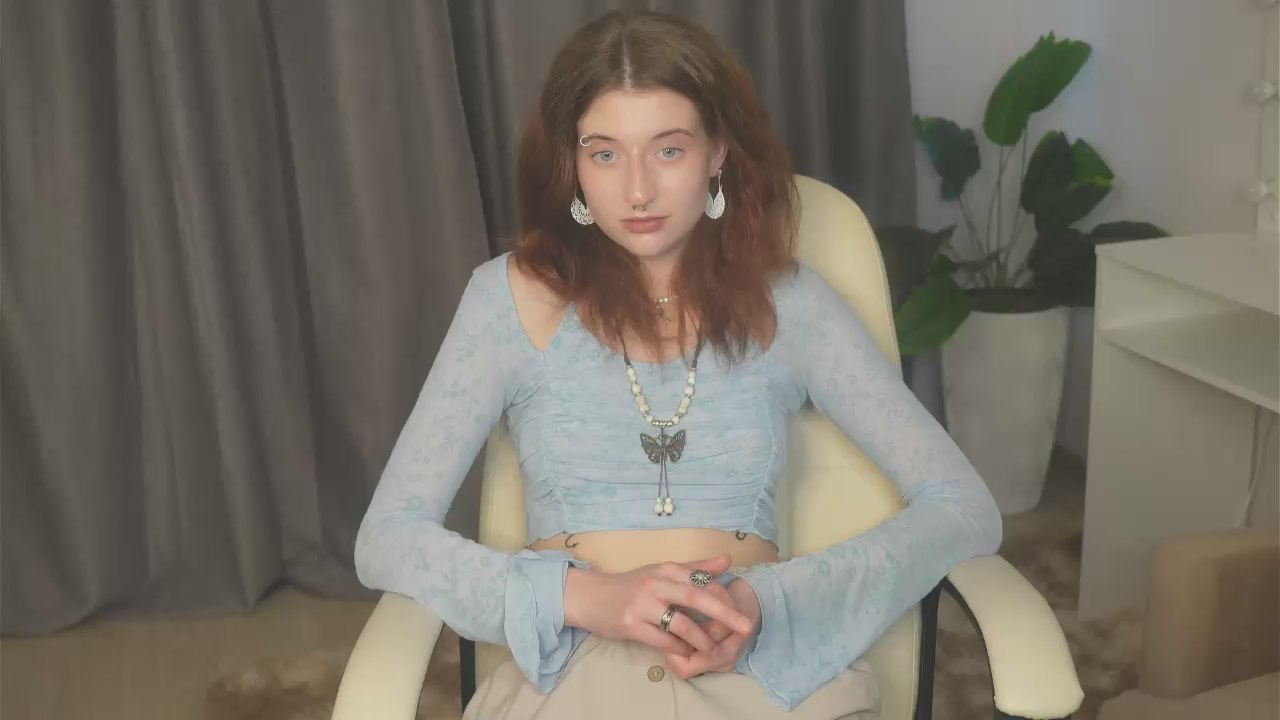 DanielaBak live cam model at Cam4