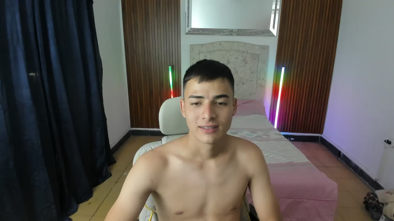 https://snapshots.xcdnpro.com/snapshots/David_may_?s=JKlfVMDM3PuhQAeHi2HD972SJXA8QuB5mN+PadmTCZ8= Live Cam4 Model