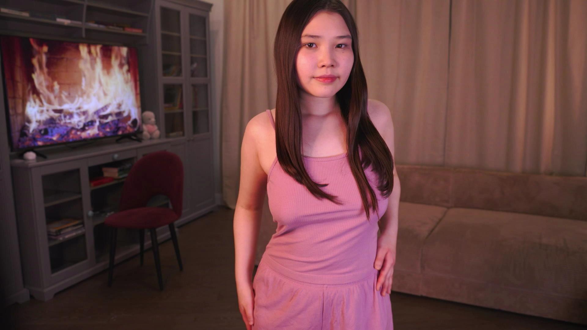 DeniseJestis live cam model at Cam4