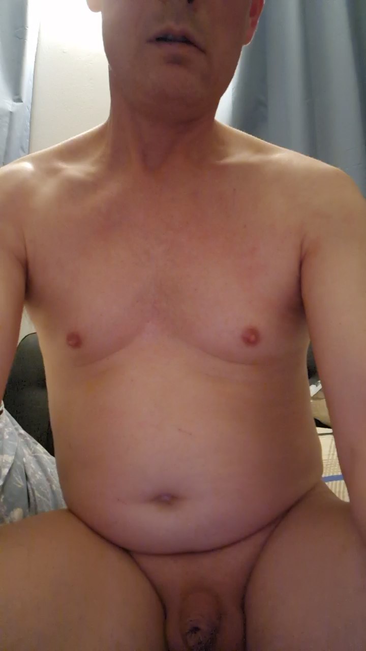 Watch Dkfreecamguy1 live on cam at Cam4