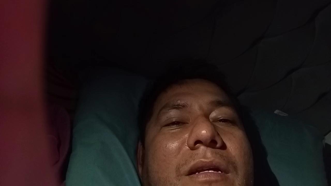 Watch Edu83hot4 live on cam on Cam4