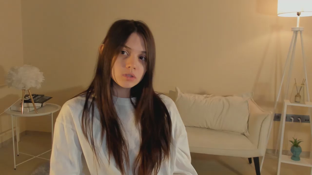 EloiseVertiz live cam model at Cam4