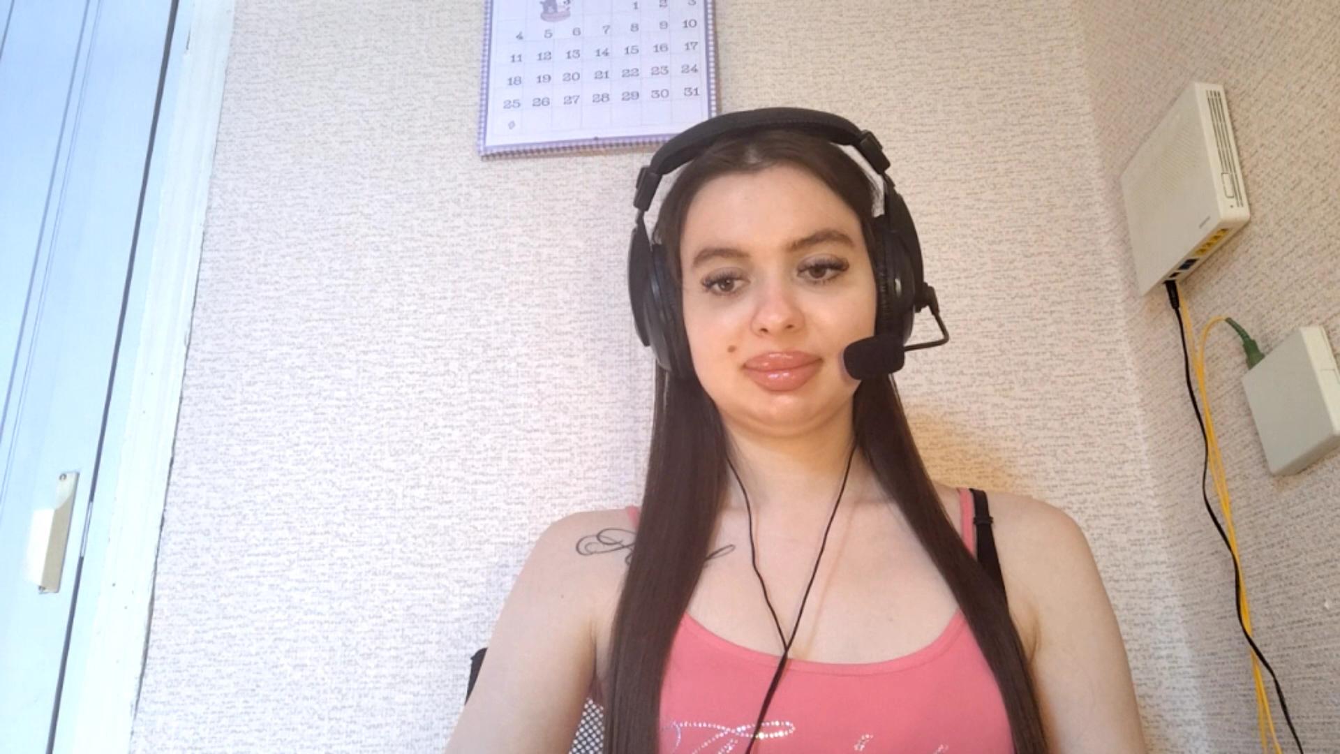 EsterPentecost live cam model at Cam4