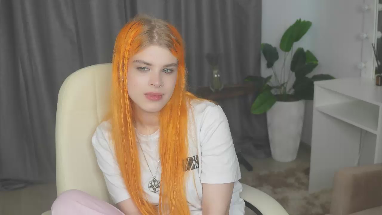 Watch EveHilgert live on cam on Cam4
