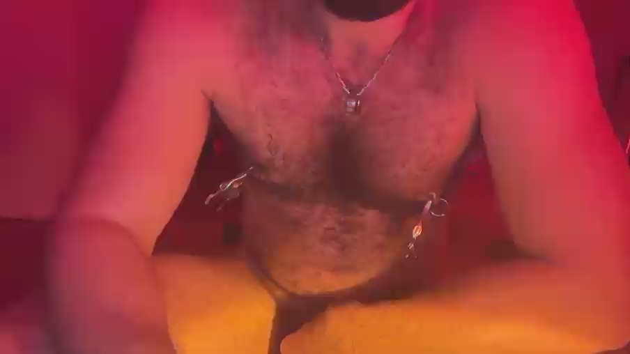 Watch FrenchHairySub live on cam on Cam4