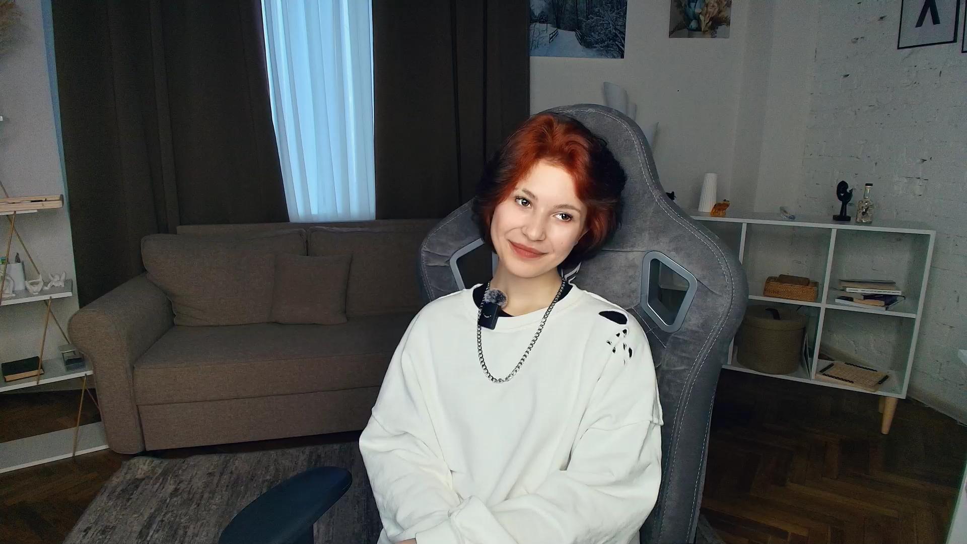 Sex chat gratuit in direct cu HassieKonefal pe Cam4