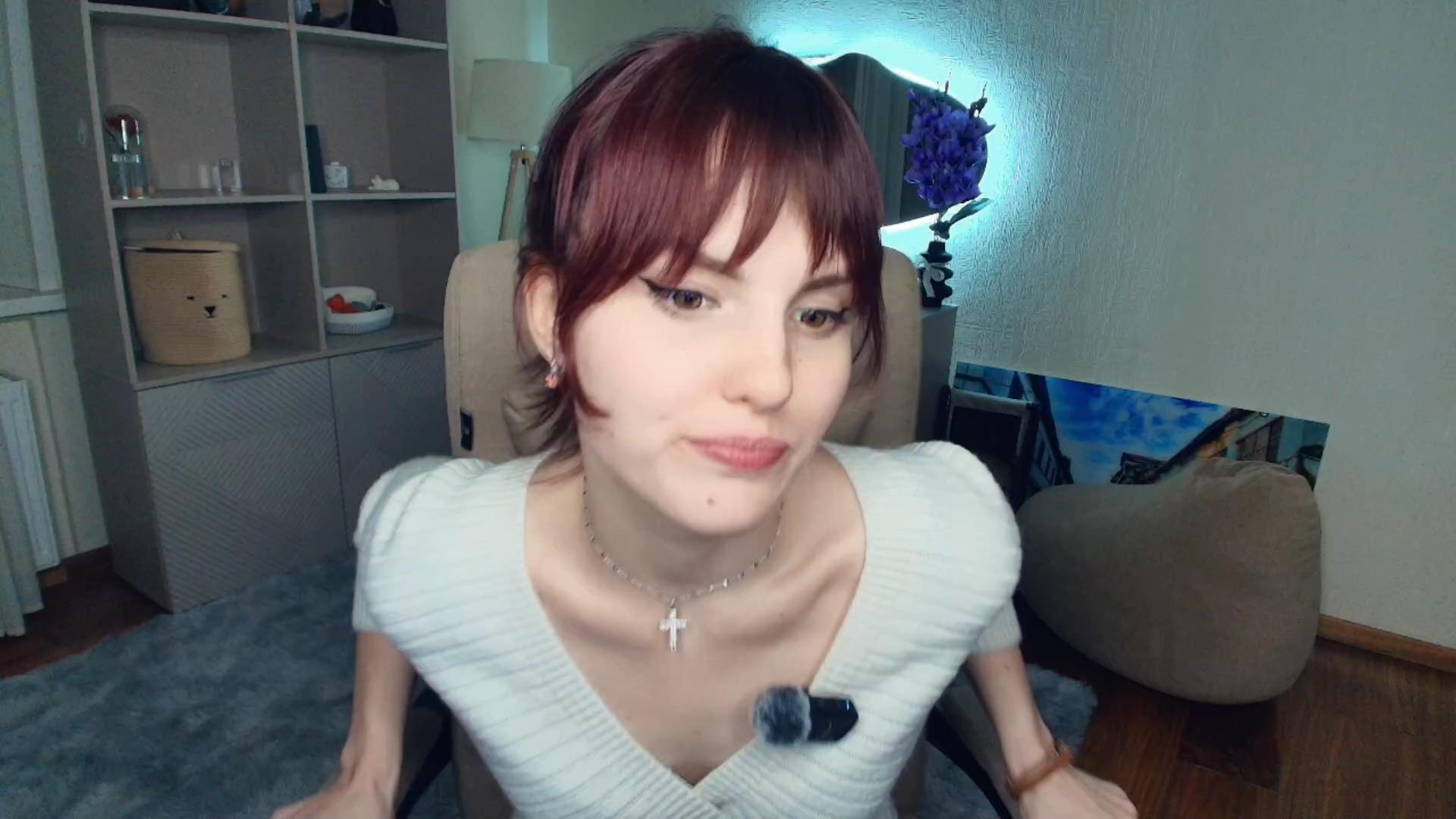 JameyHillerud Live Cam and Statistics on UnifiedCams