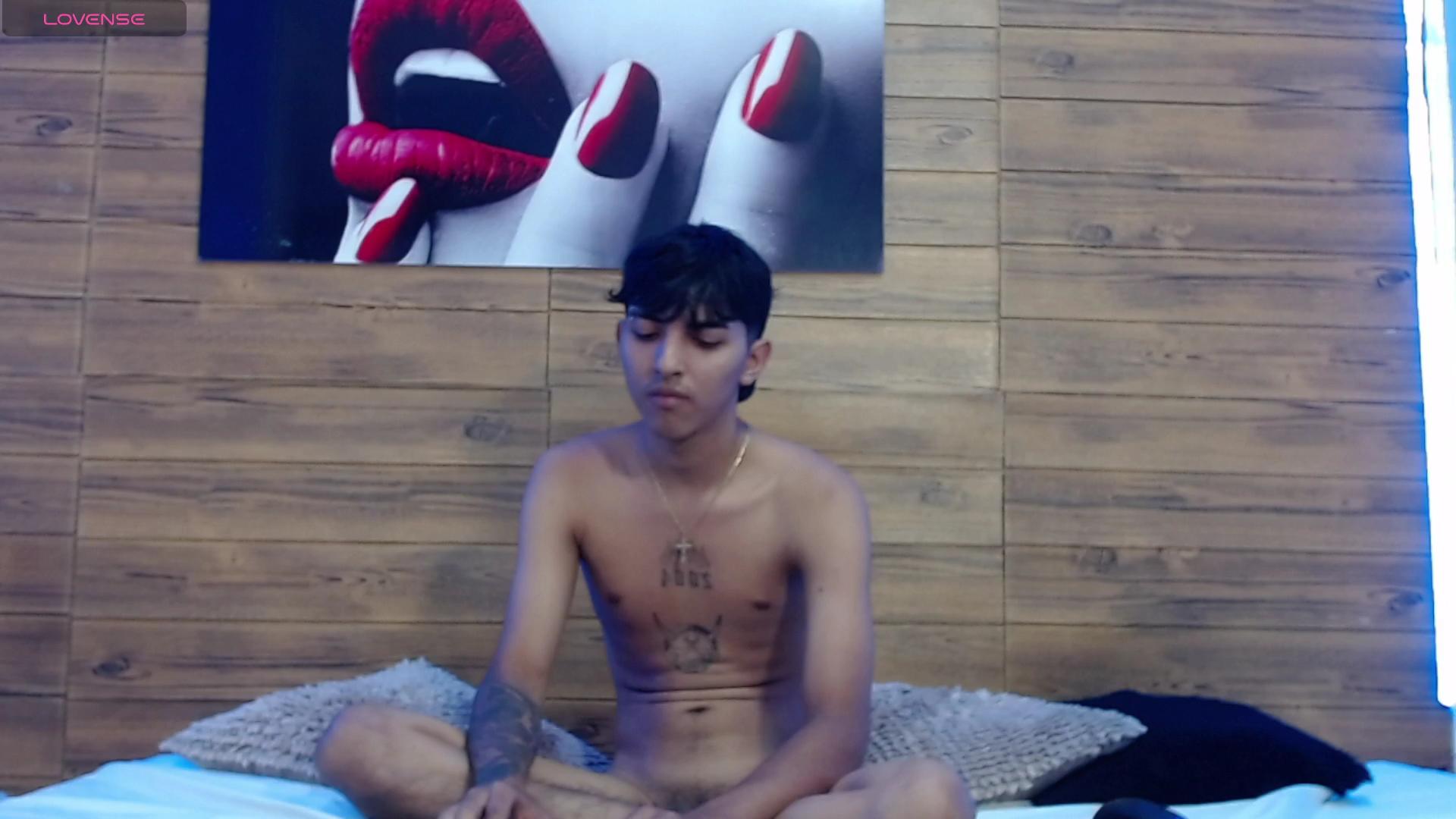 JasperFlame live cam model at Cam4