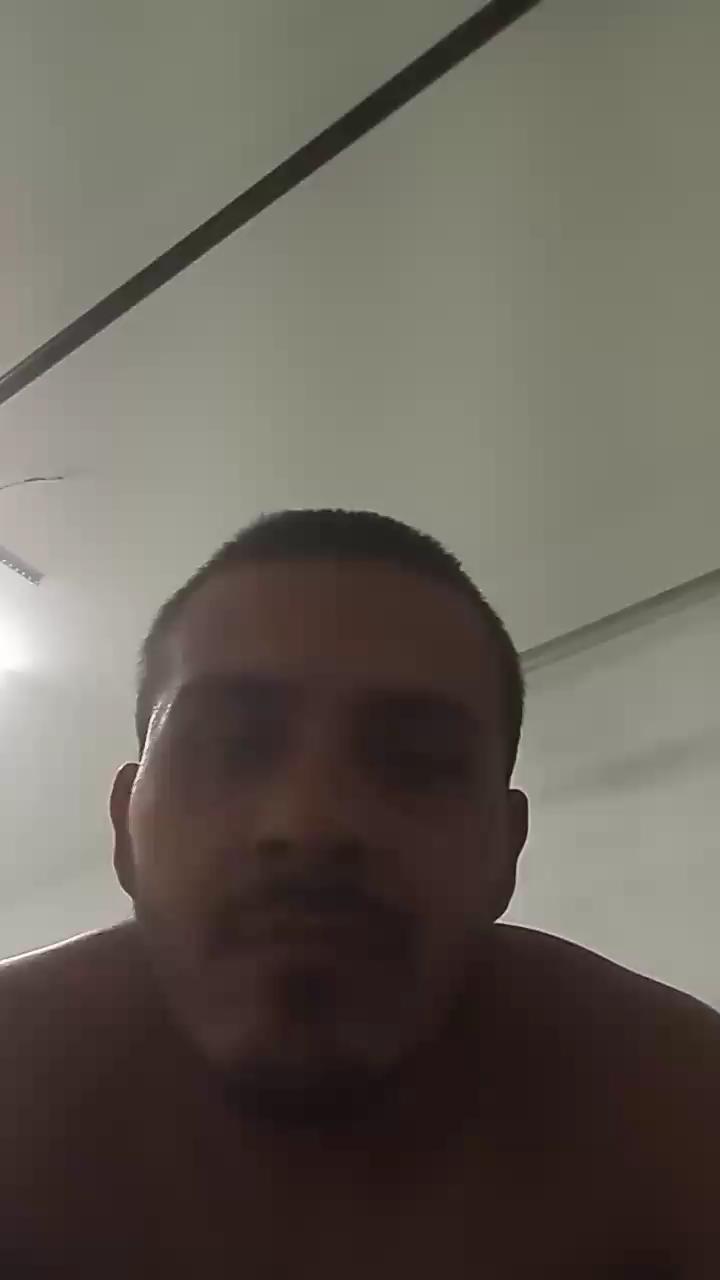 Watch Jbrown333 live on cam on Cam4