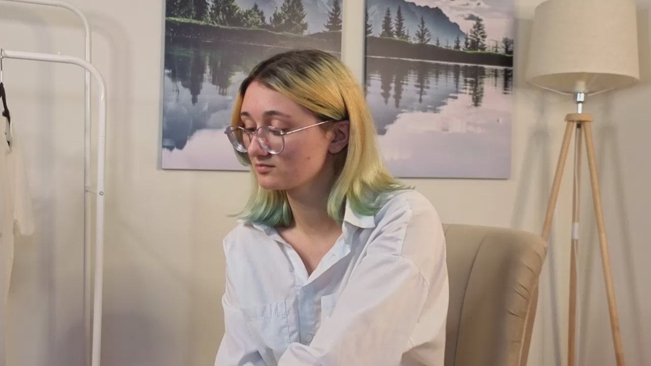 JeanettaCoppin live cam model at Cam4