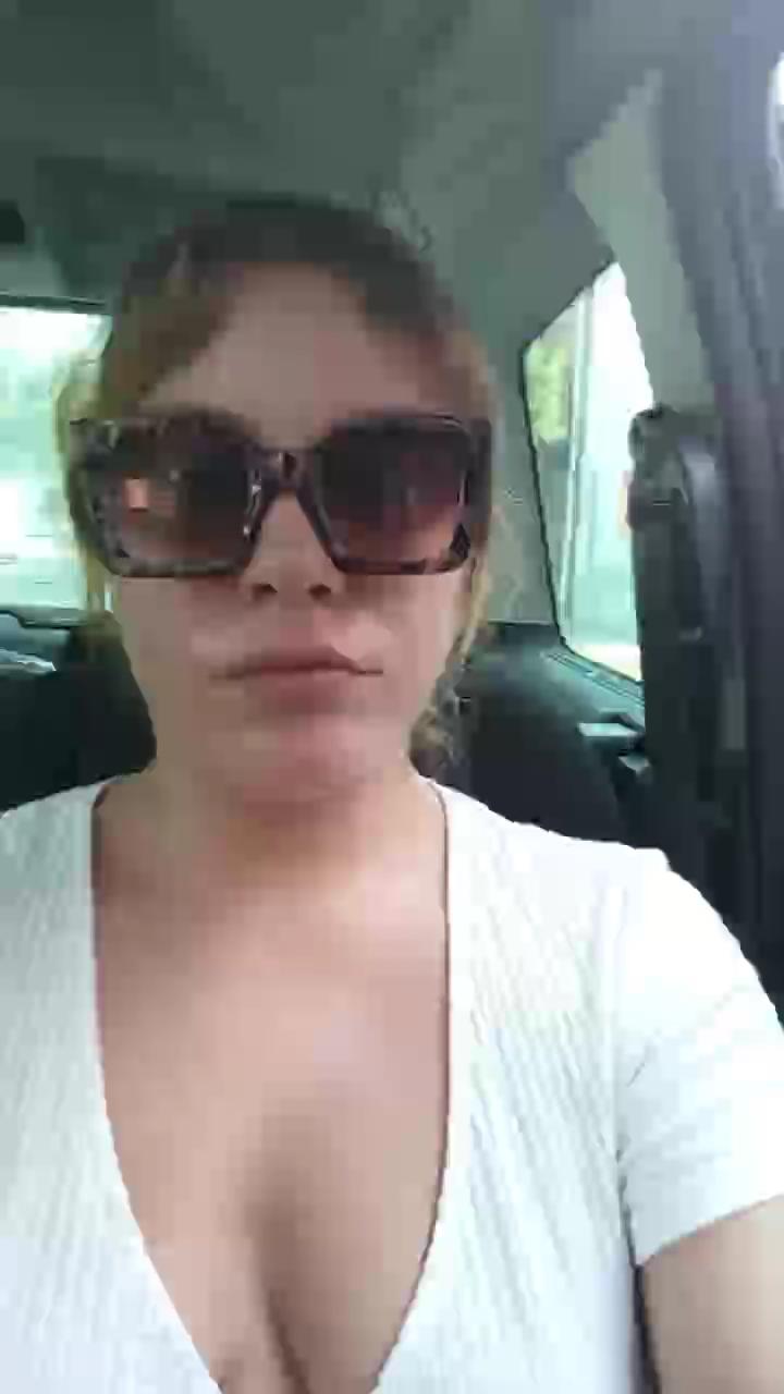 Sex chat gratuit in direct cu Jennifferr69 pe Cam4