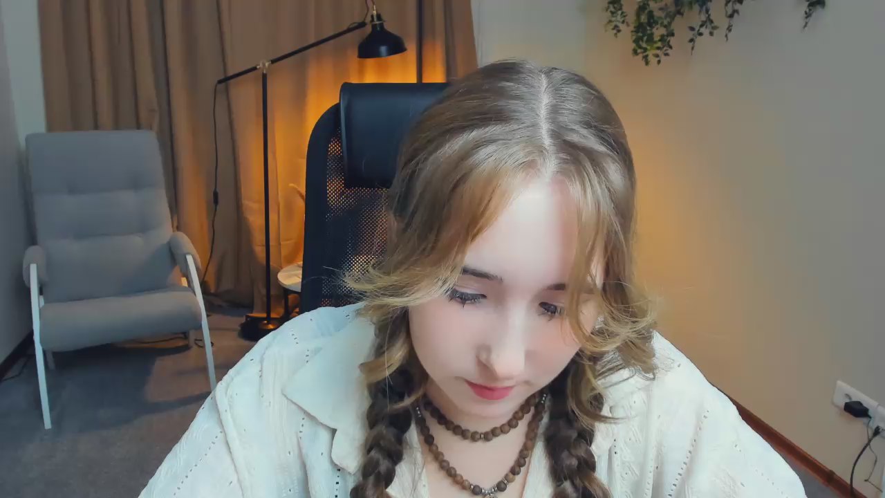  JessiBrighton chat room