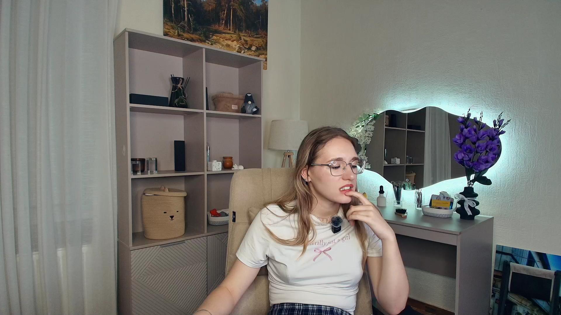 https://snapshots.xcdnpro.com/snapshots/JosphineStocco?s=4tfhAxn7ozi45CXihBXldQxV8ZXtq5LV5DT+cssDHt8= Live Cam4 Model