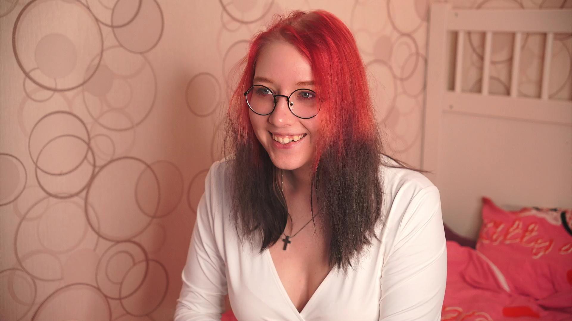 KaterineDevor live cam model at Cam4