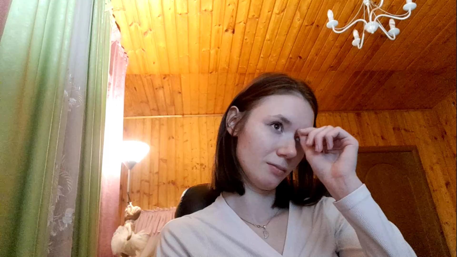 Watch KyleeArvin live on cam on Cam4
