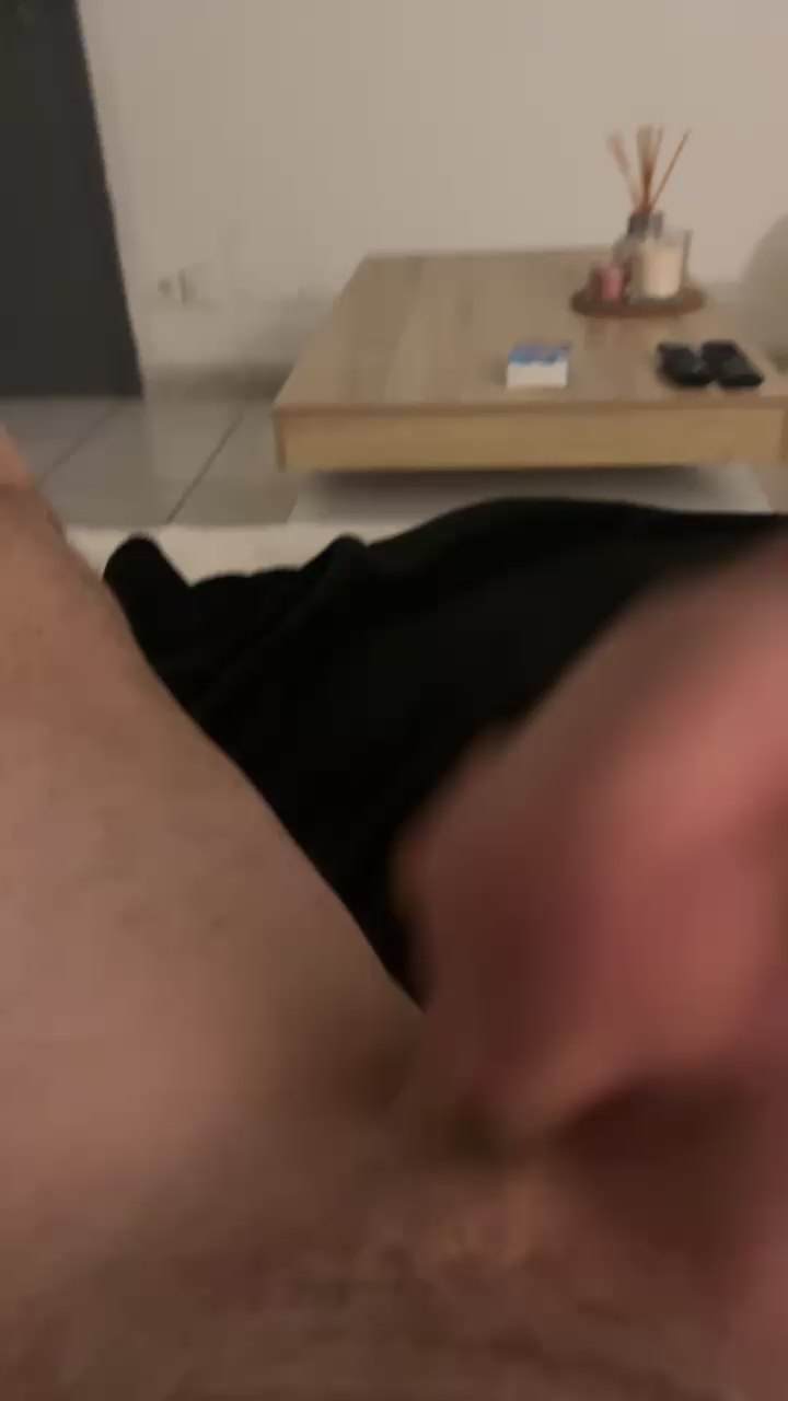 Кадр эфира Laupiemel на Cam4
