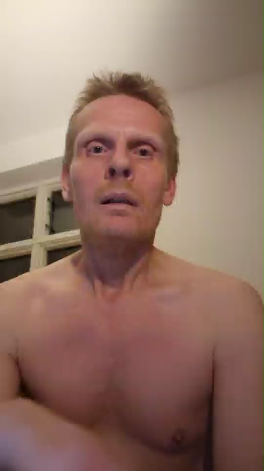 Watch Liderligfyrjyl2 live on cam on Cam4