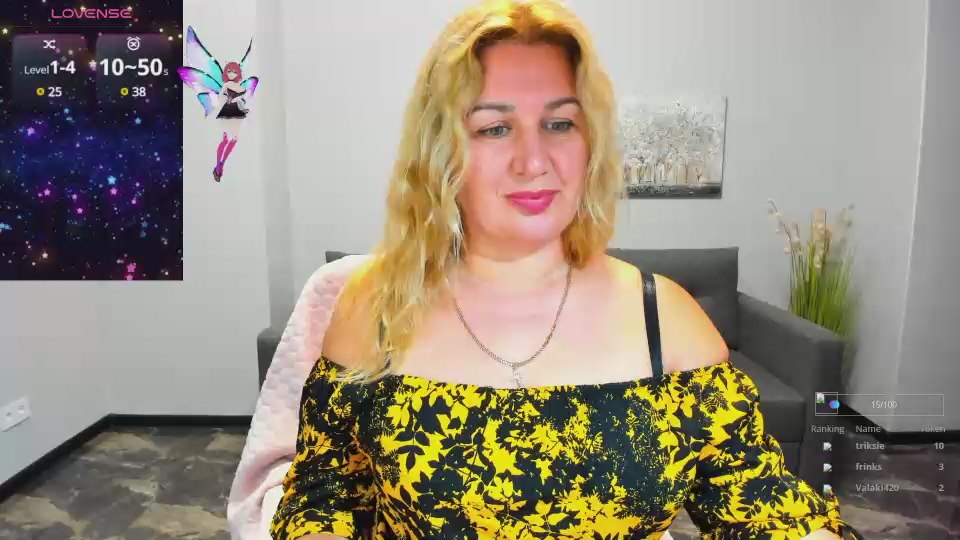 Lili_Crossi live cam model at Cam4