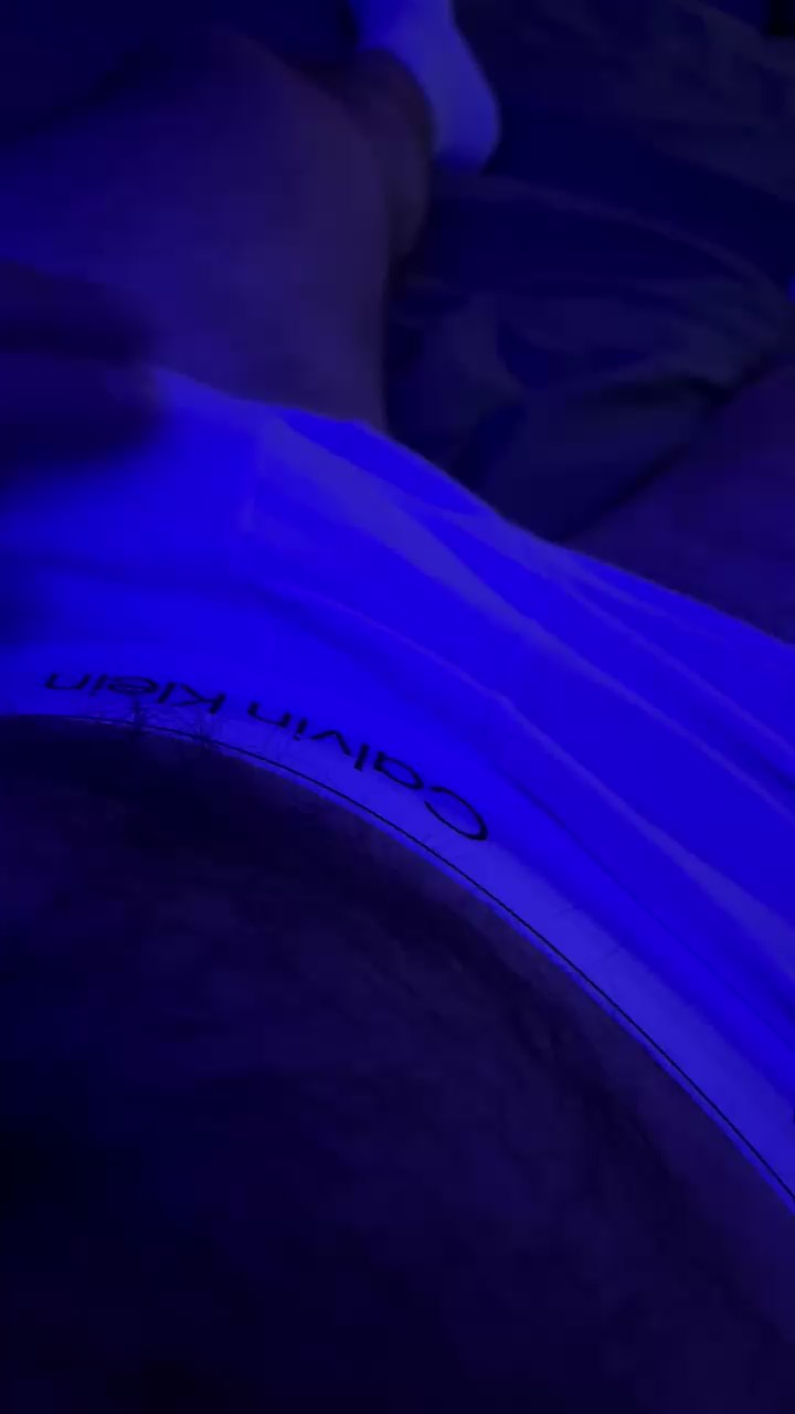 Watch Lux697 live on cam on Cam4