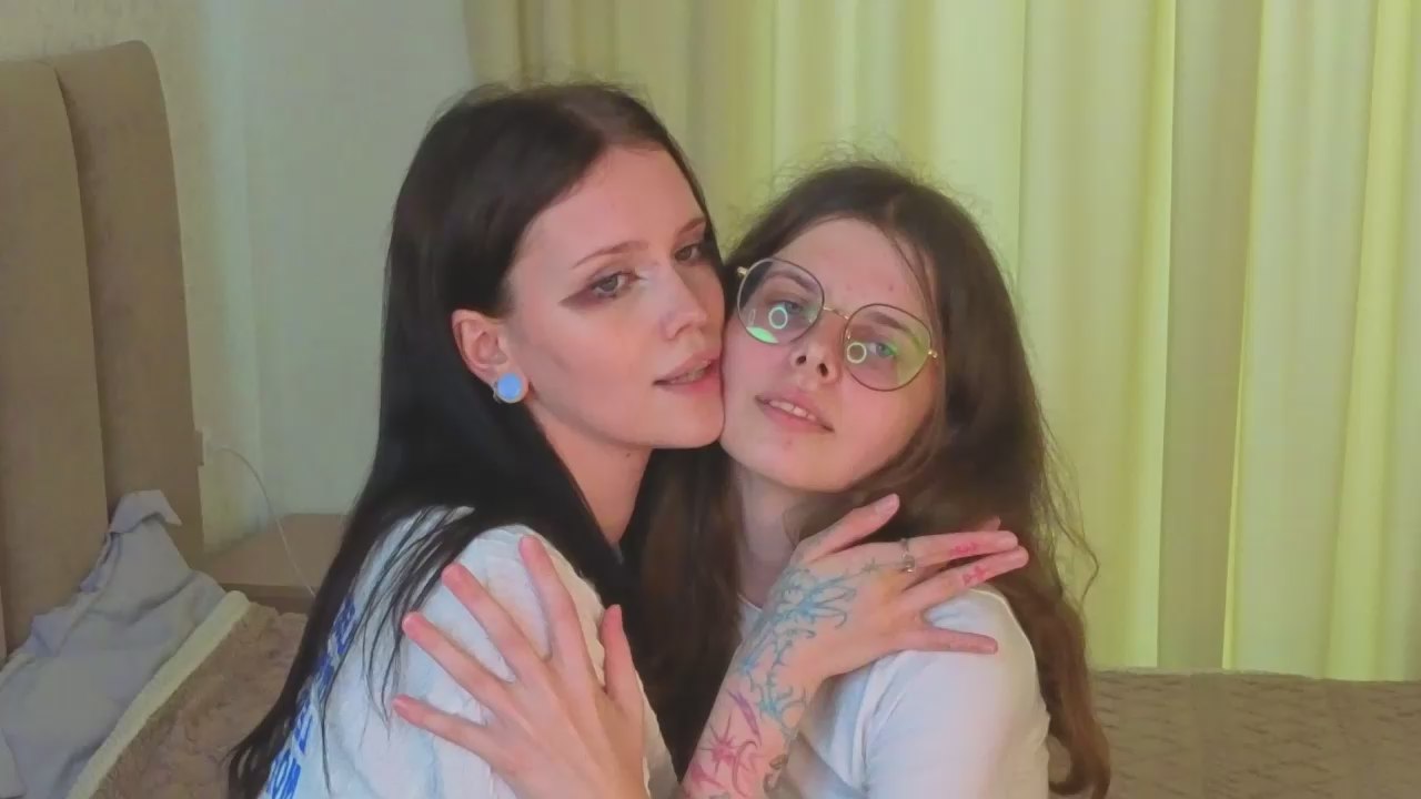 MariamBancroft Live Cam on Cam4 and RICams