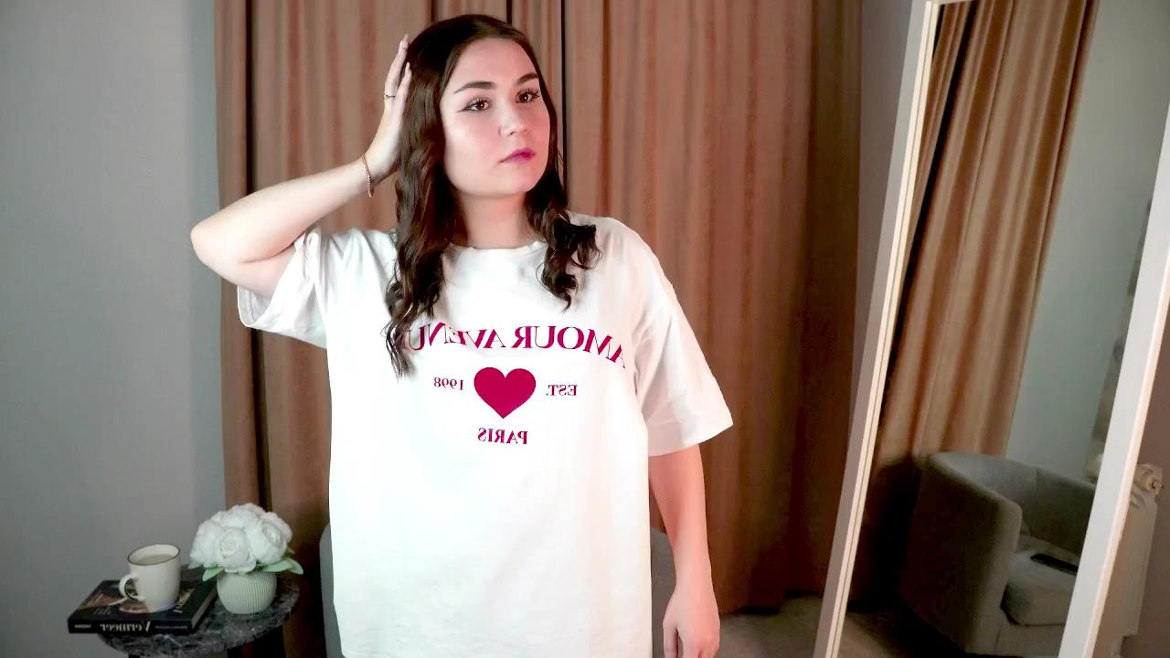 MariamDubaldi live cam model at Cam4