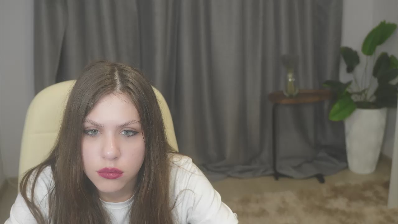 Watch MarylynBilinski live on cam on Cam4