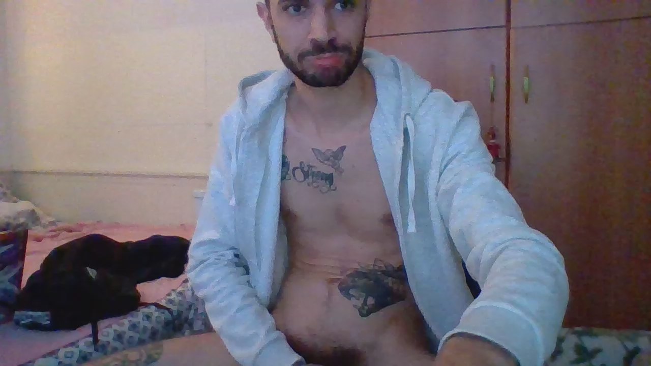 Watch Matty_kk_ live on cam at Cam4