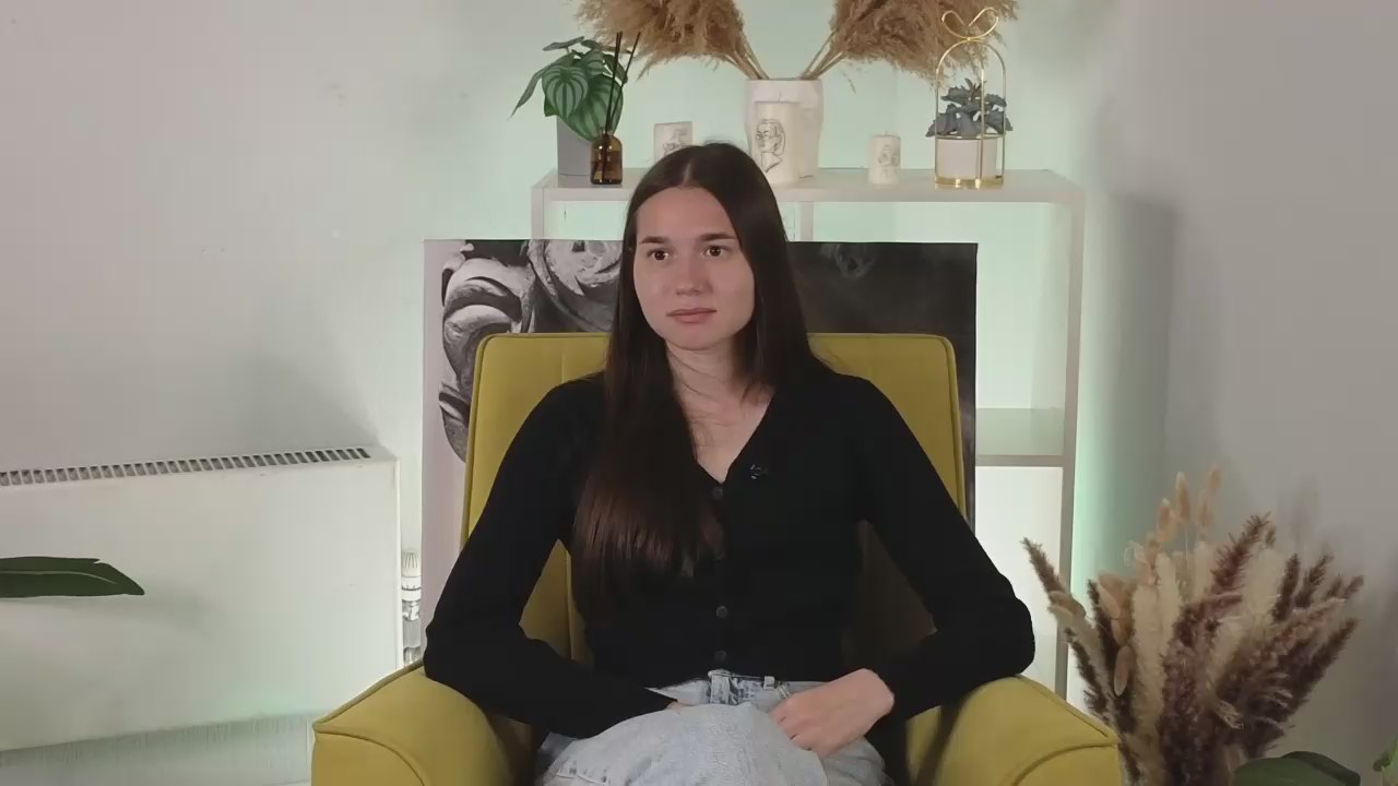 MelisaSherief live cam model at Cam4