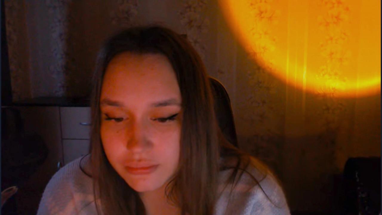 Watch MillyBrasfield live on cam on Cam4