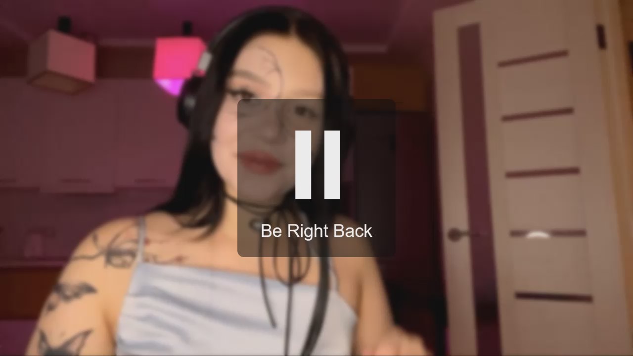 MirtaUerkwitz Live Cam on Cam4