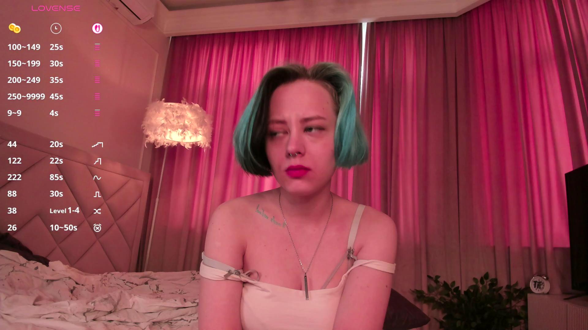 Watch MyrtleBuffa live on cam on Cam4