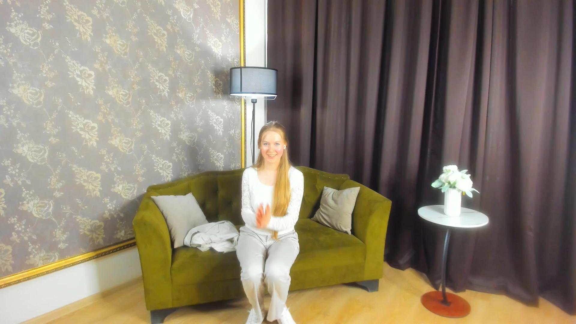 Watch OdetteLasin live on cam on Cam4