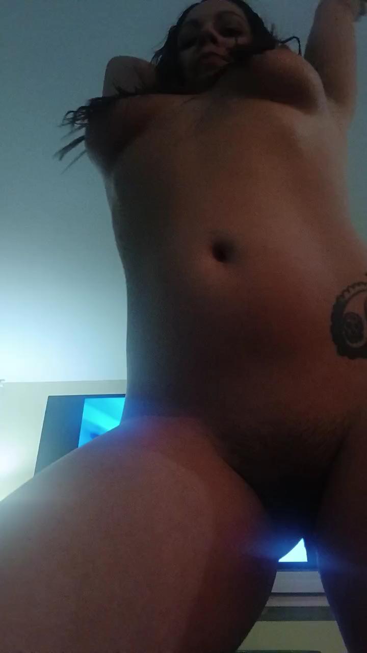 Sex chat gratuit in direct cu Paintpantiesxxx pe Cam4