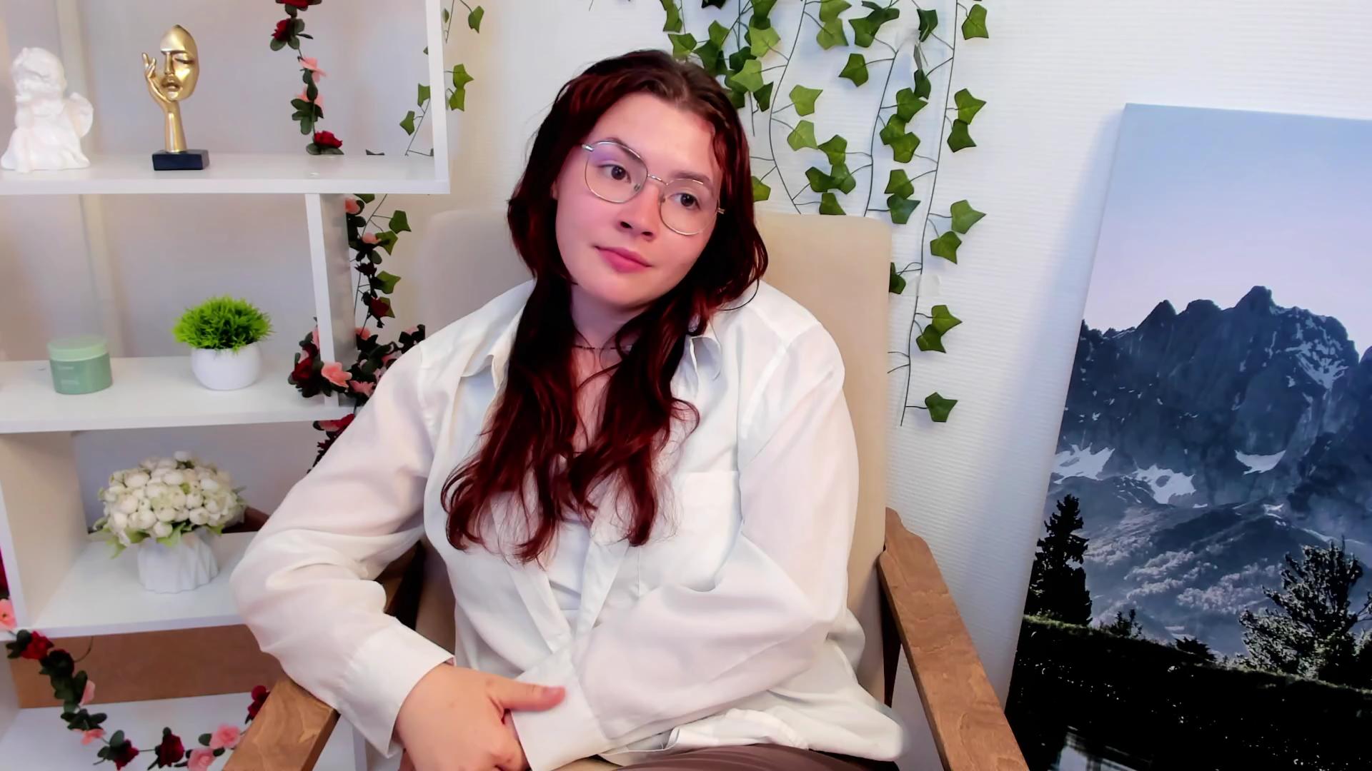 Live Chat with PeiImburgia on Cam4