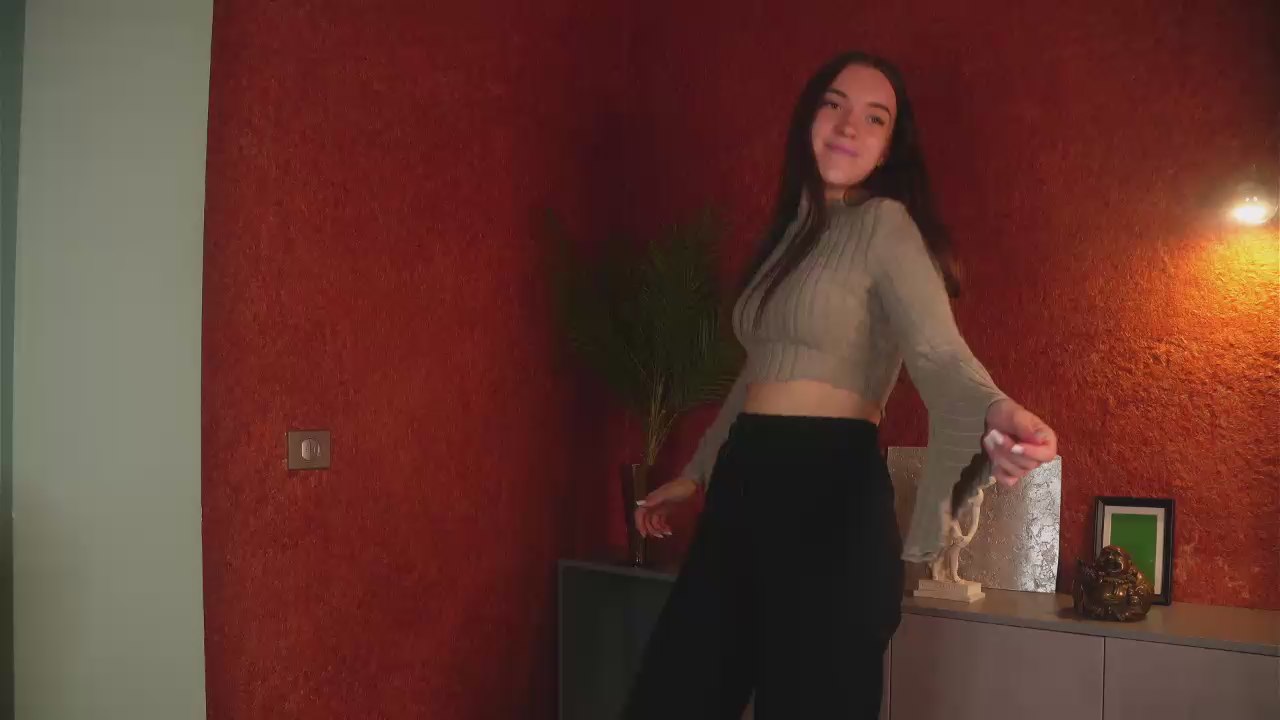 RowenaLampo live cam model at Cam4