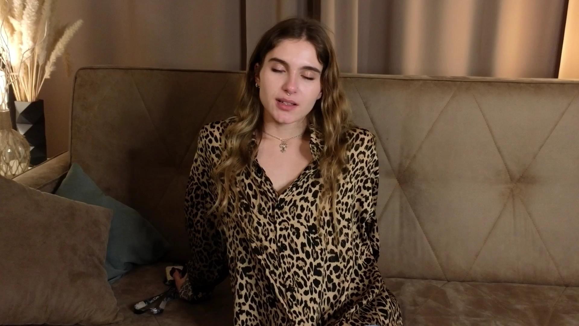 SandyWyatt live cam model at Cam4