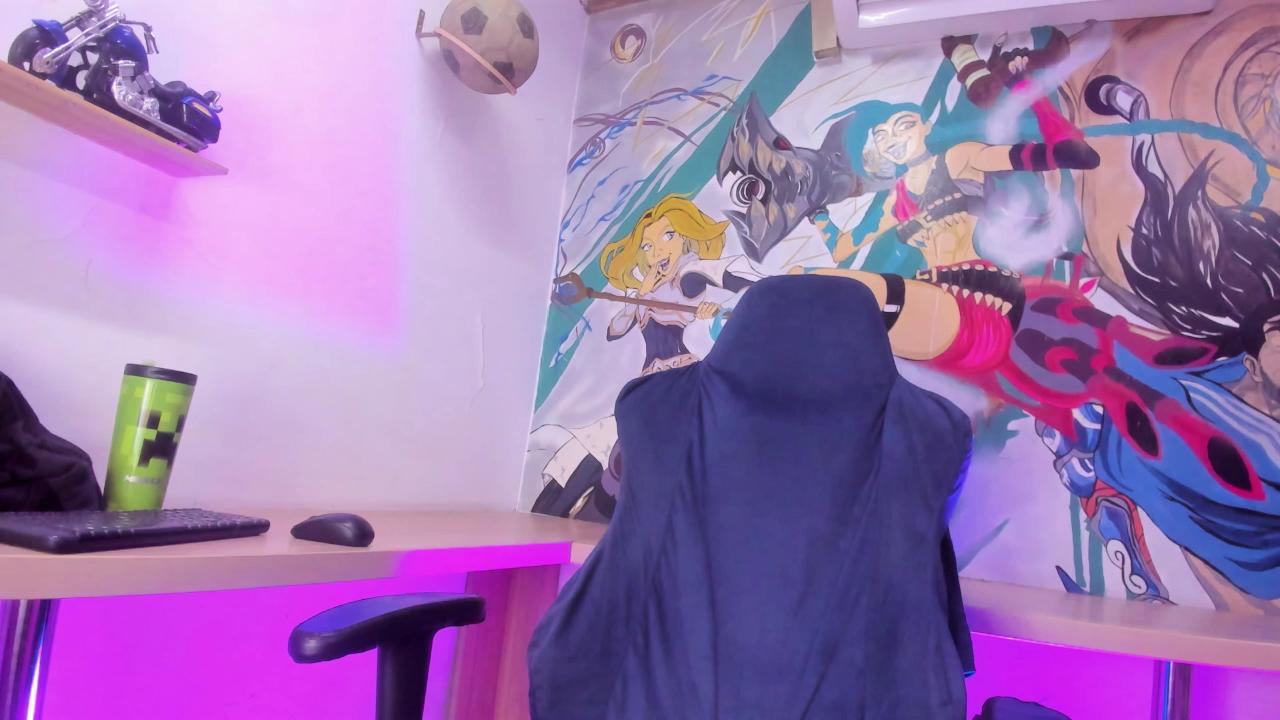 Watch SeleneLouge live on cam on Cam4