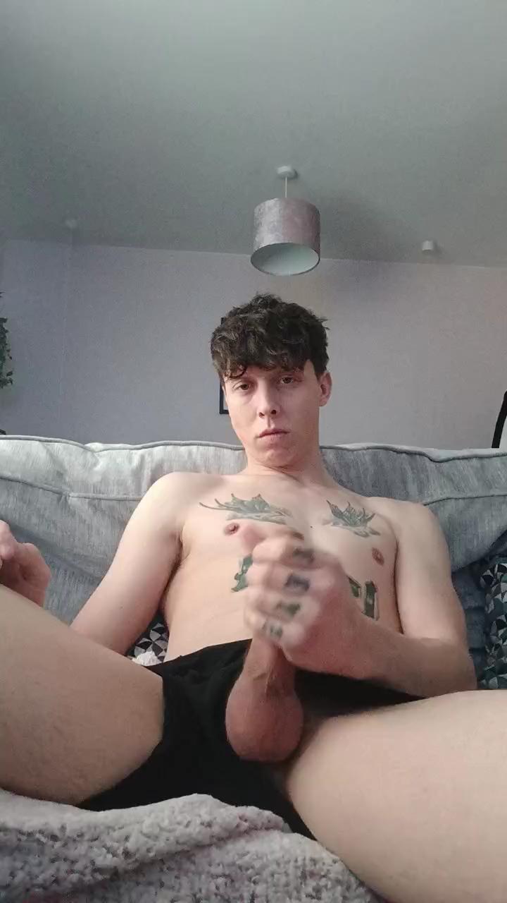 Watch ShamCock live on cam on Cam4