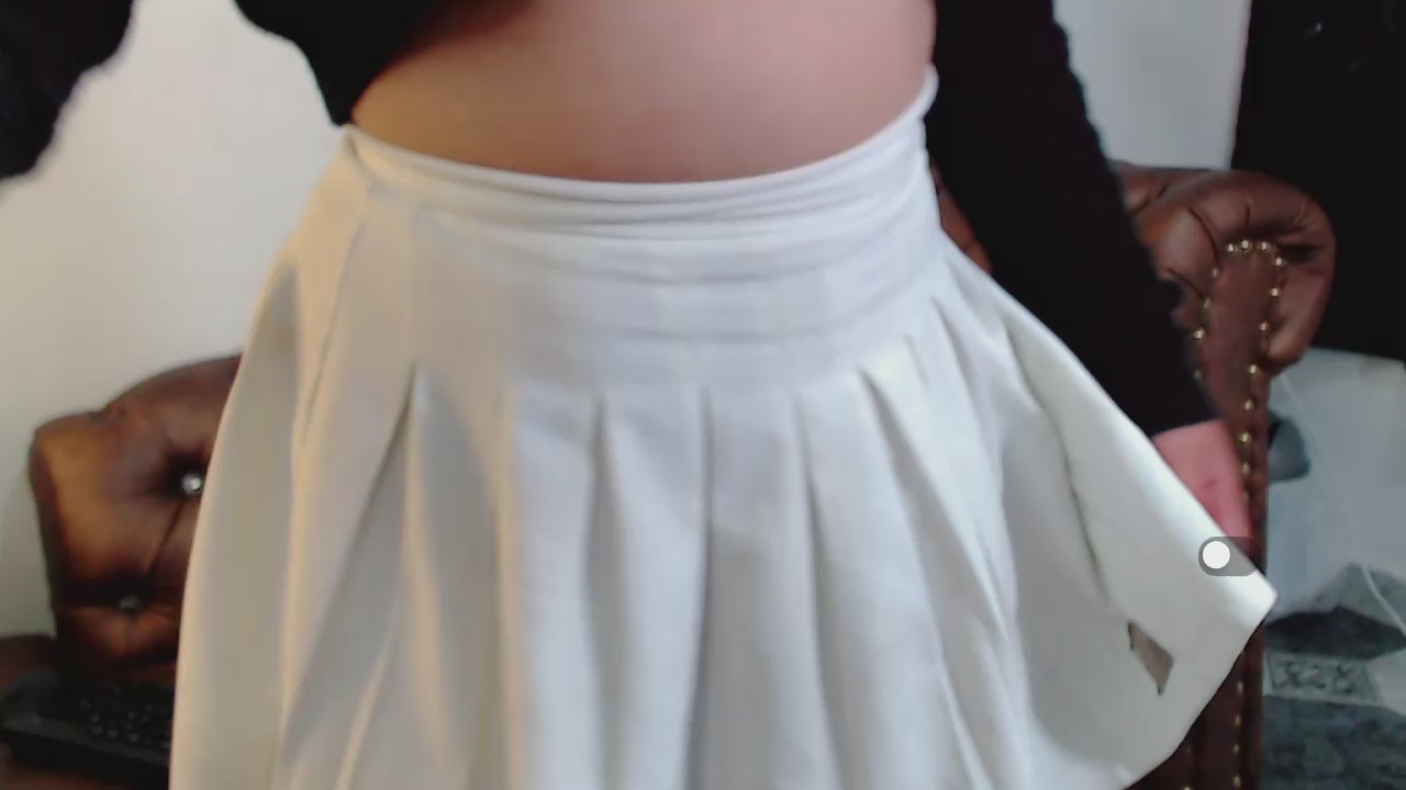 Watch ShamaraUrrego live on cam on Cam4